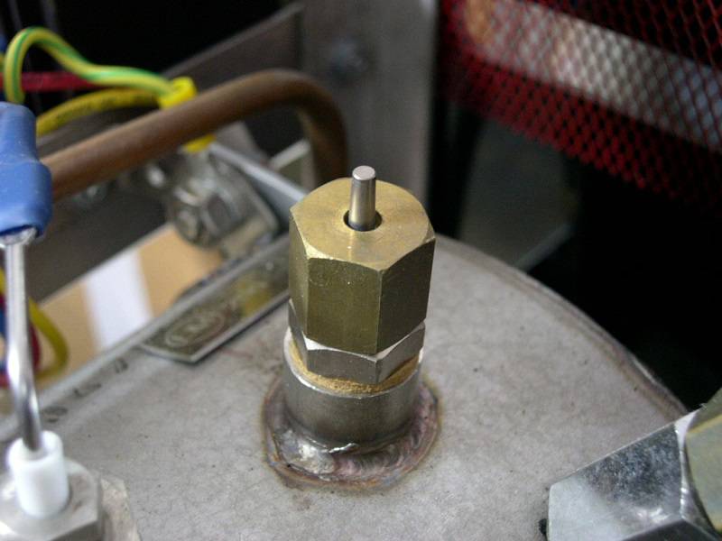 مراحل نصب خلاء شکن چگونه است؟